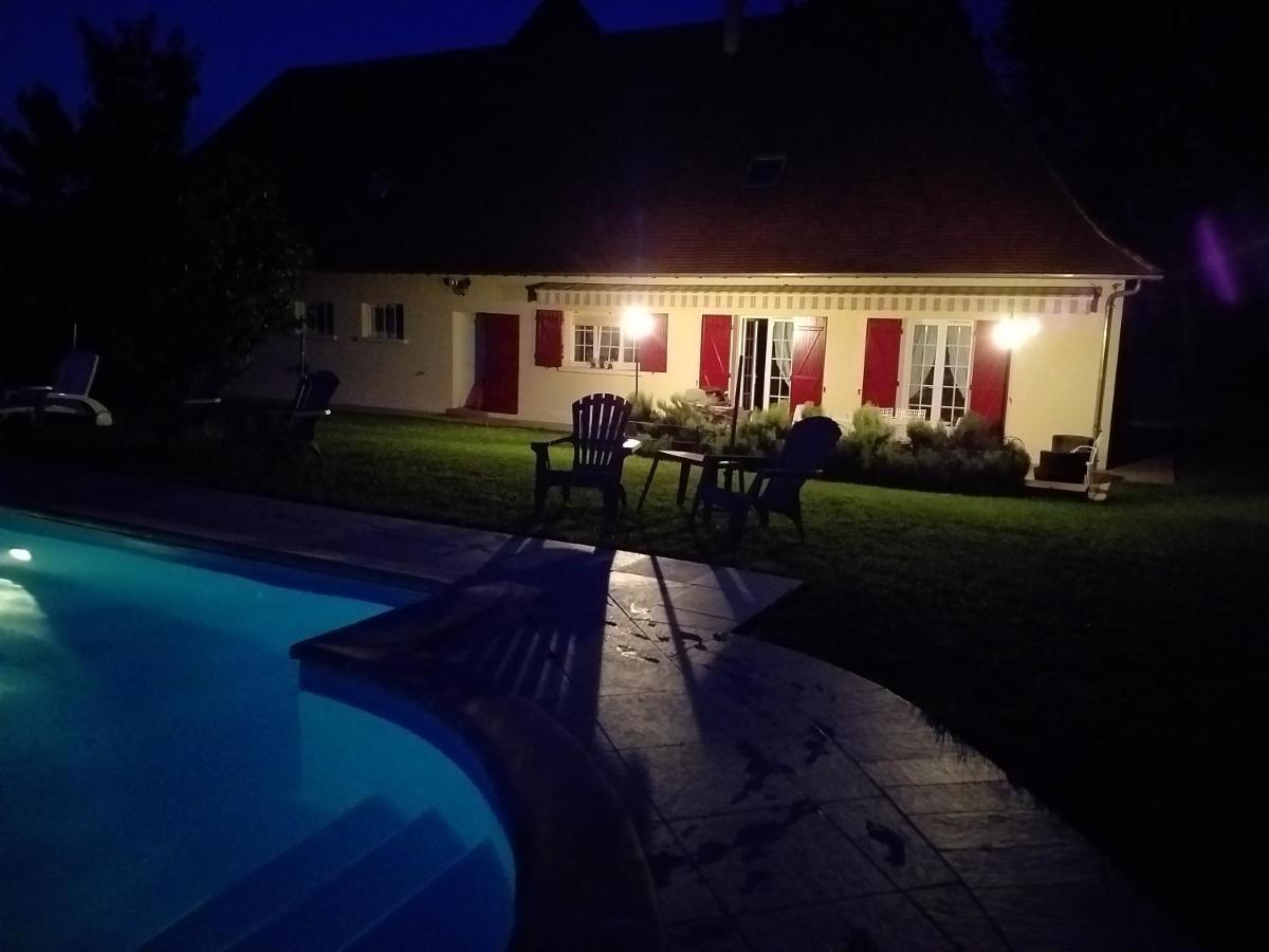 Bed and Breakfast L'Aur~élie Lalinde Esterno foto