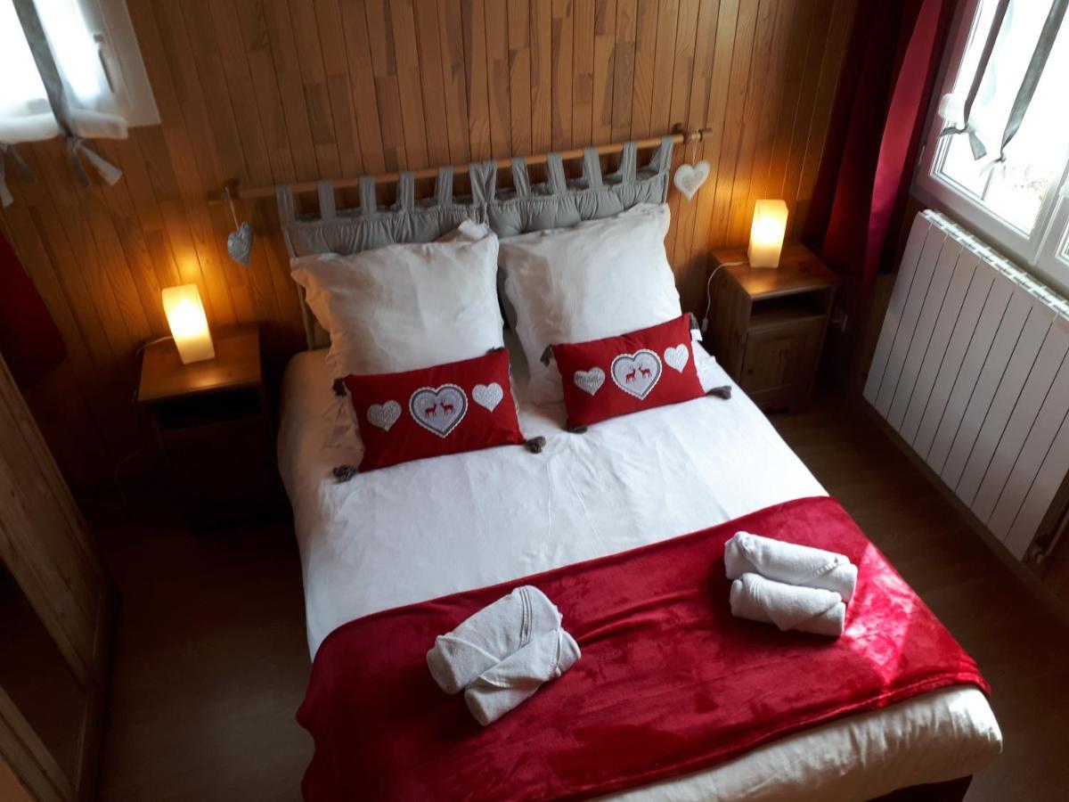 Bed and Breakfast L'Aur~élie Lalinde Esterno foto