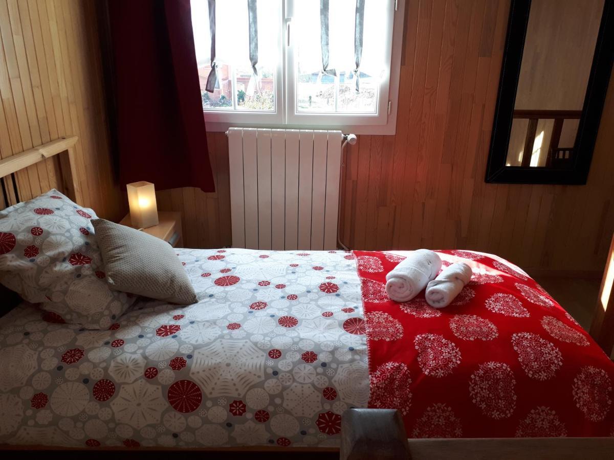 Bed and Breakfast L'Aur~élie Lalinde Esterno foto